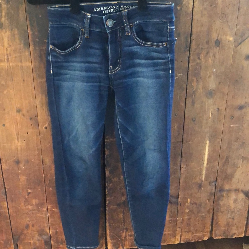 American Eagle Capri Jeans